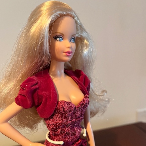 Barbie Doll 2007 Birthstone Beauties - Miss Opal - October - Picture 4 of 7